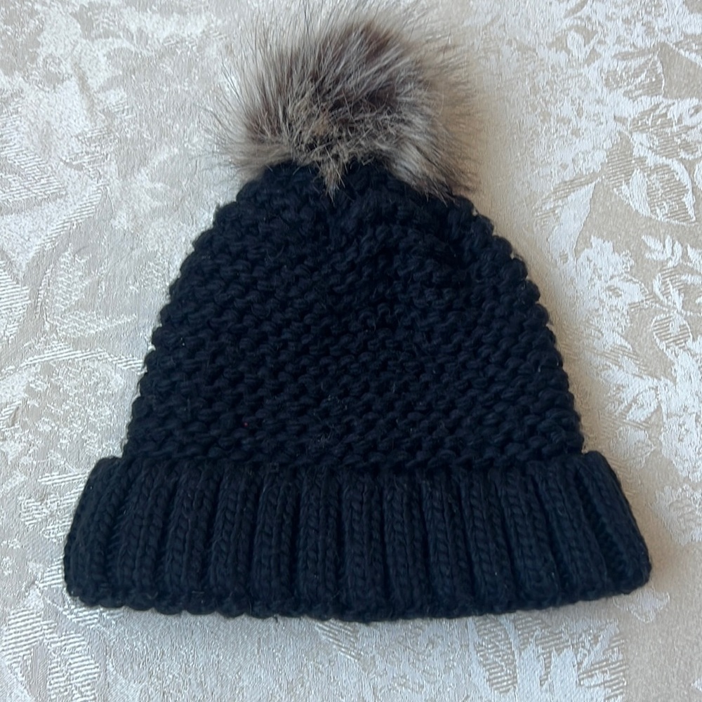 Alfred Sung Beanie with Pom Pom